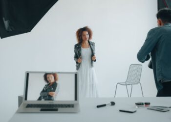 Unternehmensidentität: Zahlen und Namen bei Verbandsgründung